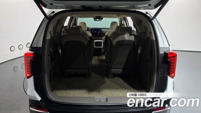 Kia Canival 2025 — photo 24
