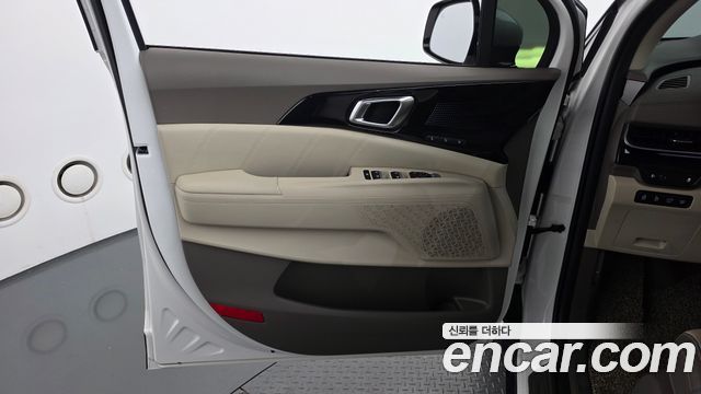 Kia Canival 2025 — photo 14