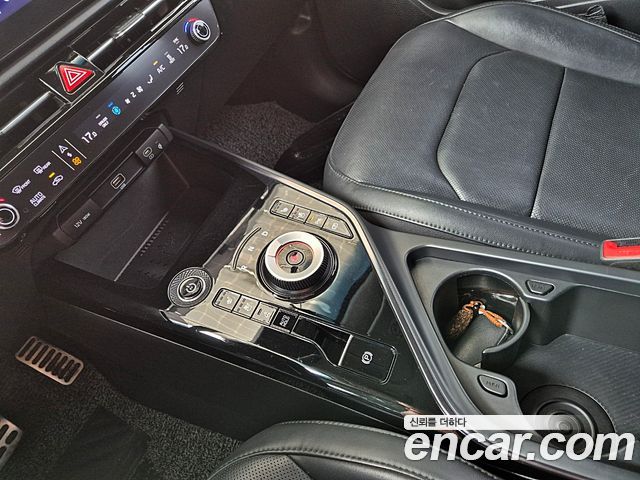 Kia Niro 2024 — photo 9