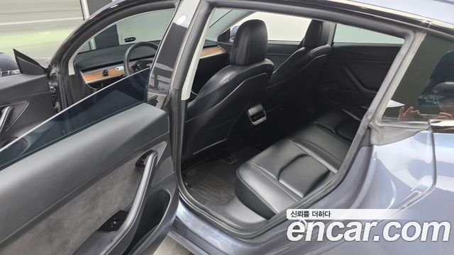 Tesla Model 3 2020 — photo 17
