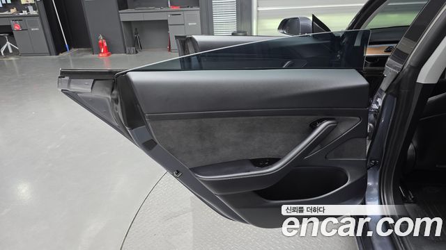 Tesla Model 3 2020 — photo 15