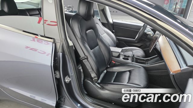 Tesla Model 3 2020 — photo 16