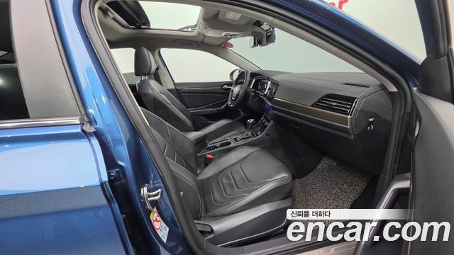 Volkswagen Jetta 2021 — photo 10