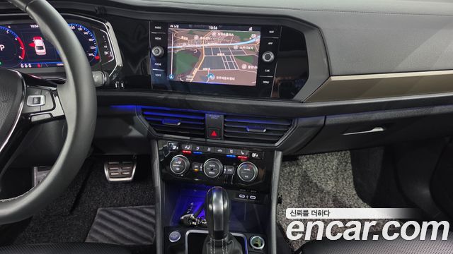 Volkswagen Jetta 2021 — photo 14