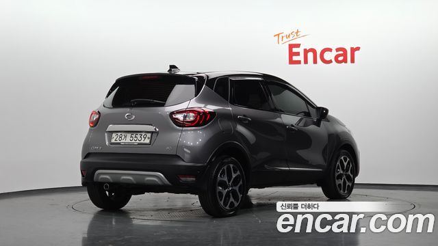 Renault Korea QM3 2018 — photo 2
