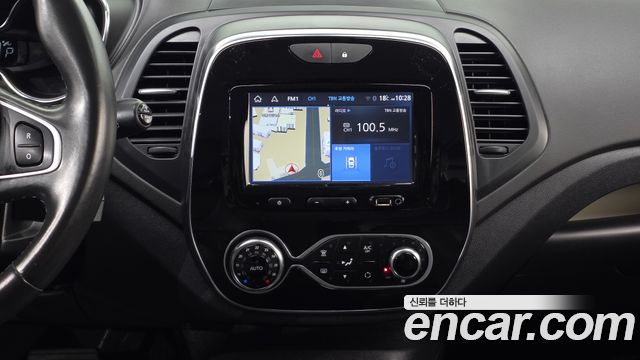 Renault Korea QM3 2018 — photo 14
