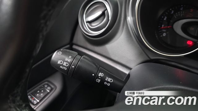Renault Korea QM3 2018 — photo 16