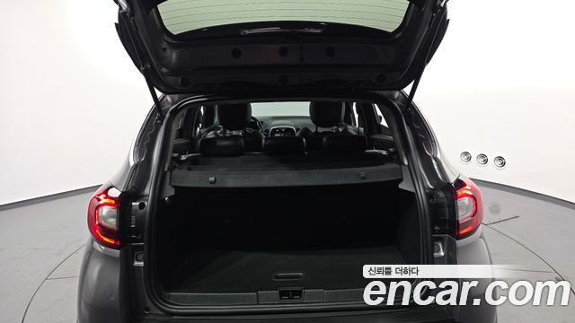 Renault Korea QM3 2018 — photo 20