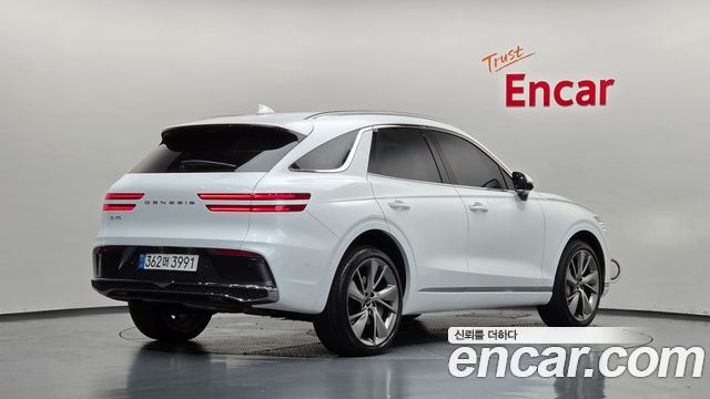 Genesis GV70 2025 — photo 2