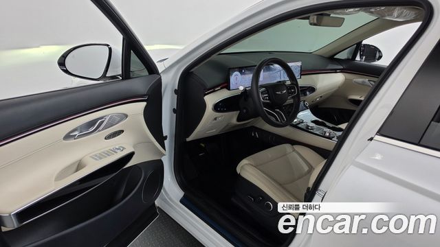 Genesis GV70 2025 — photo 13
