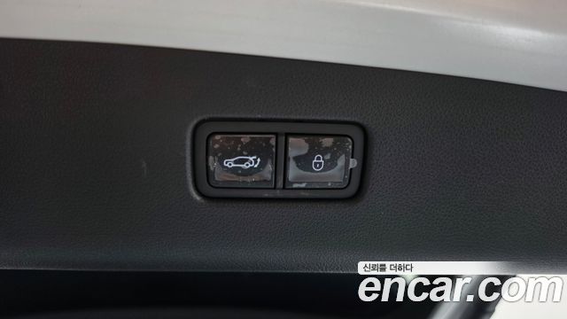Genesis GV70 2025 — photo 23