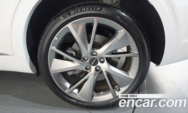 Genesis GV70 2025 — photo 7
