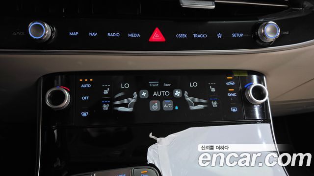 Genesis GV70 2025 — photo 33