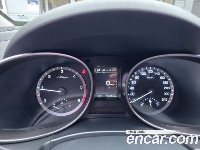 Hyundai Santafe 2016 — photo 9