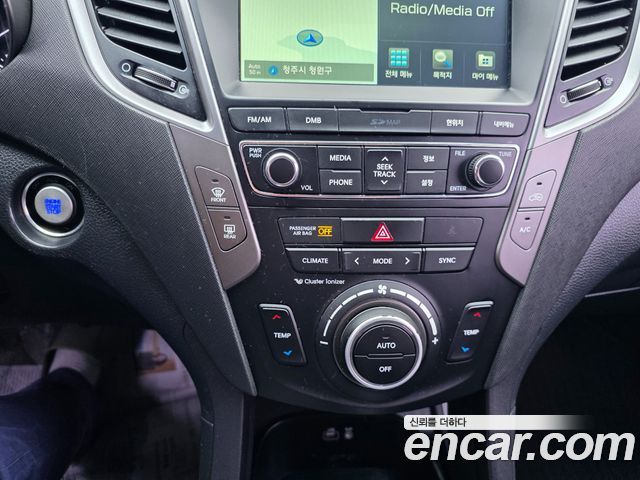 Hyundai Santafe 2016 — photo 13