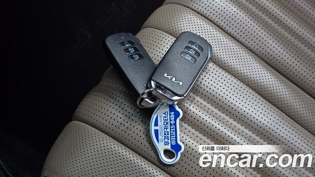 Kia K8 2023 — photo 17