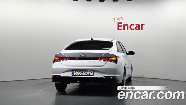 Hyundai AVANTE 2023 — photo 4