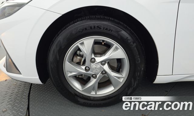 Hyundai AVANTE 2023 — photo 5