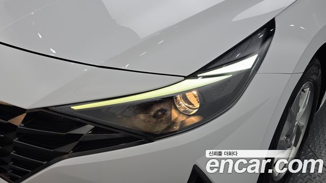 Hyundai AVANTE 2023 — photo 8