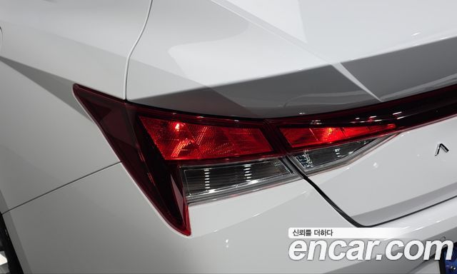 Hyundai AVANTE 2023 — photo 9