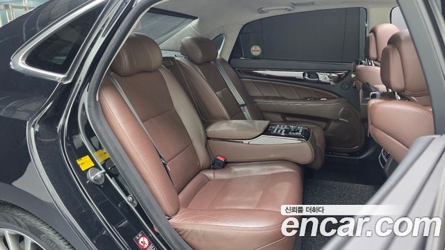 Hyundai Equus 2014 — photo 17
