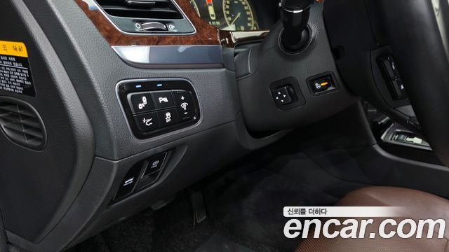 Hyundai Equus 2014 — photo 23