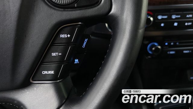 Hyundai Equus 2014 — photo 24