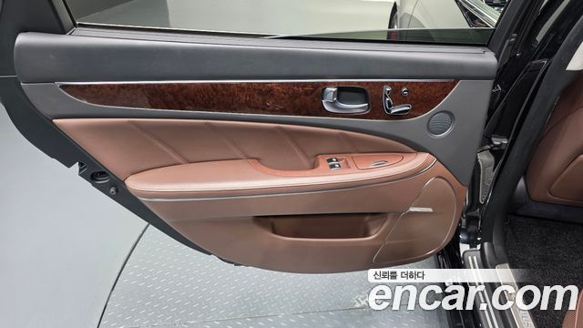 Hyundai Equus 2014 — photo 15