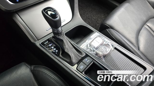 Hyundai Sonata 2016 — photo 9