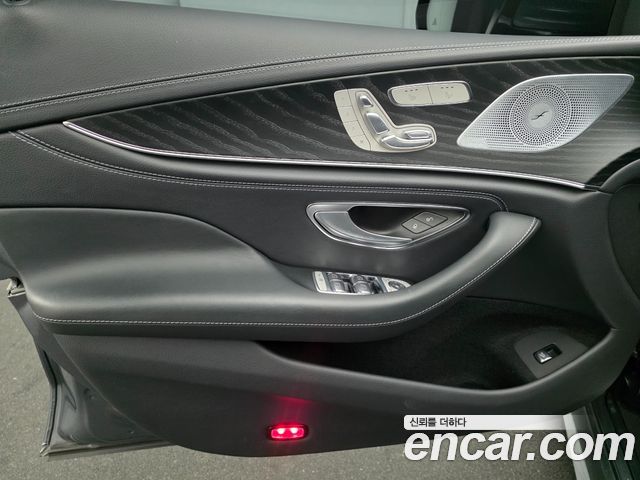 Mercedes-Benz CLS-Class 2022 — photo 12