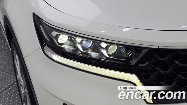 Kia Sorento 2023 — photo 8