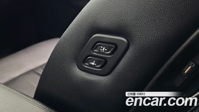 Kia Sorento 2023 — photo 30