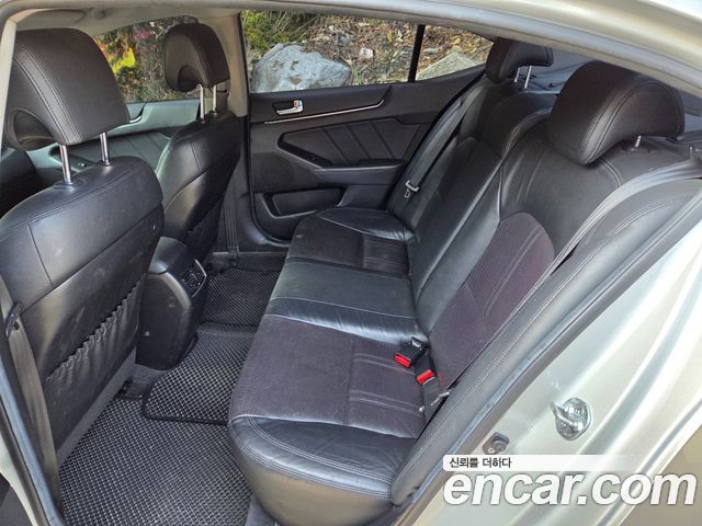 Kia K7 2012 — photo 11