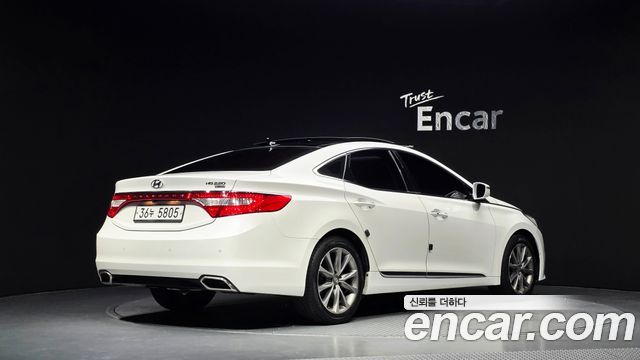 Hyundai Grandeur 2015 — photo 2