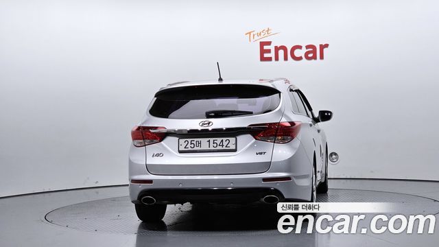 Hyundai i40 2012 — photo 4