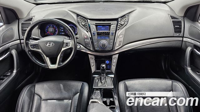 Hyundai i40 2012 — photo 7