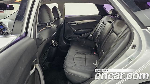 Hyundai i40 2012 — photo 12