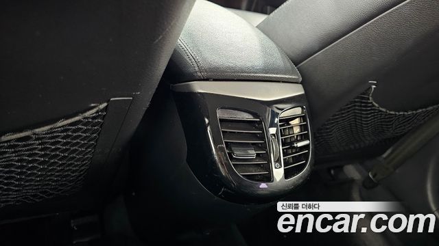 Hyundai i40 2012 — photo 19