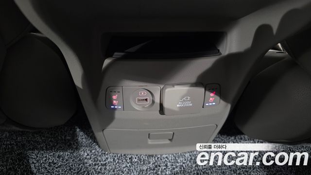 Kia Canival 2020 — photo 19