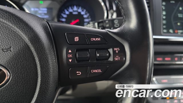 Kia Canival 2020 — photo 24