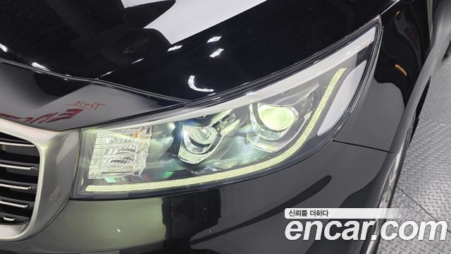 Kia Canival 2020 — photo 8