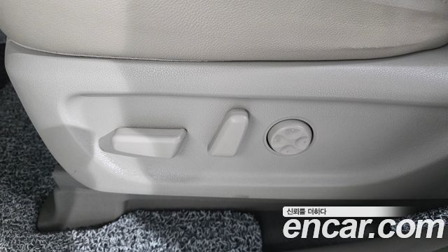 Kia Canival 2020 — photo 31