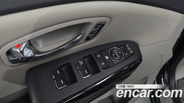 Kia Canival 2020 — photo 33