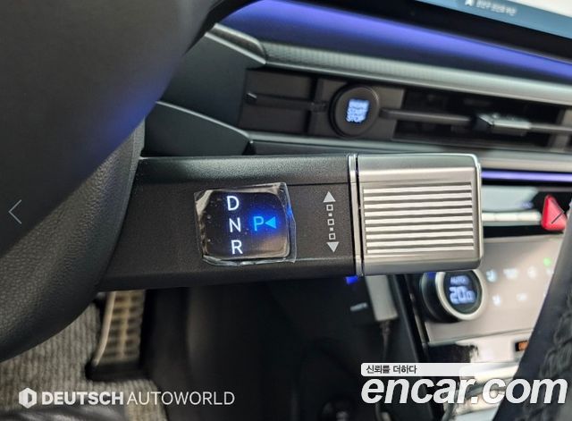 Hyundai Santafe 2025 — photo 9