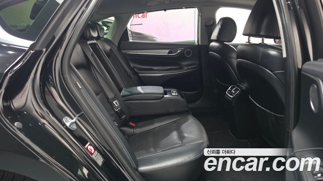 Hyundai Grandeur 2018 — photo 17