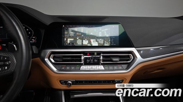 BMW 3-Series 2022 — photo 20
