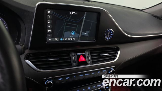 Hyundai Grandeur 2018 — photo 20