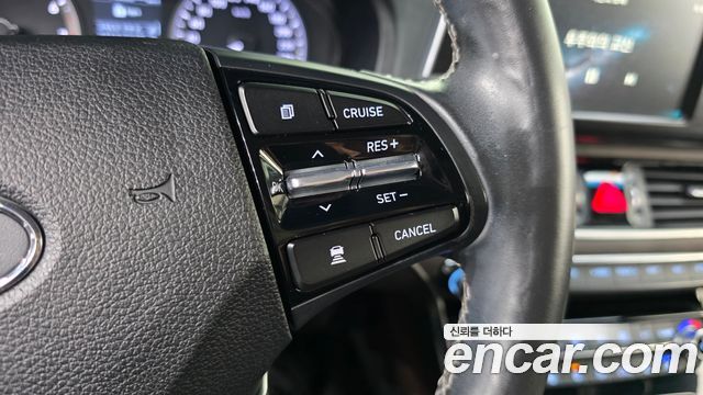 Hyundai Grandeur 2018 — photo 25