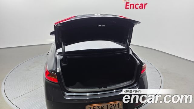 Kia K7 2017 — photo 31