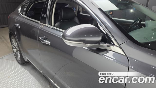 Kia K7 2017 — photo 32
